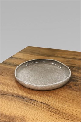 Тарелка глубокая авторской формы, диаметр 22,5см, высота 3,5см УР811