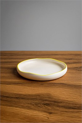 Тарелка глубокая авторской формы, диаметр 22,5см, высота 3,5см ОР811