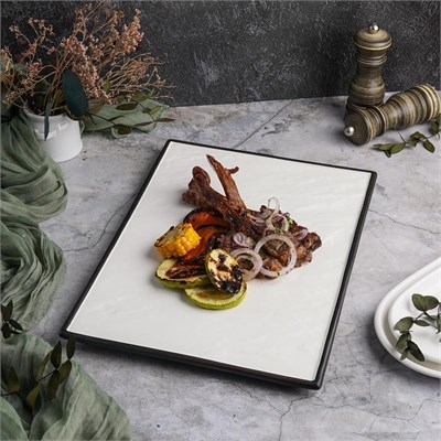 Блюдо 36*25,5 см с черным основанием, фарфор, P.L. Proff Cuisine 99000156